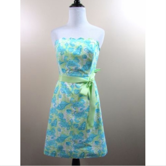 Lilly Pulitzer Dresses & Skirts - Lilly Pulitzer Sea Shells Beach Scalloped Dress